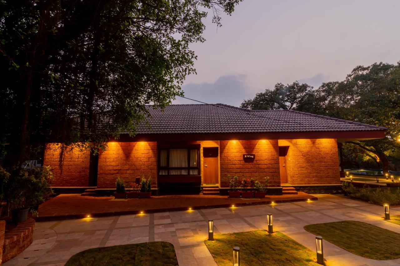 R R Heritage Resort Mahābaleshwar Exterior foto